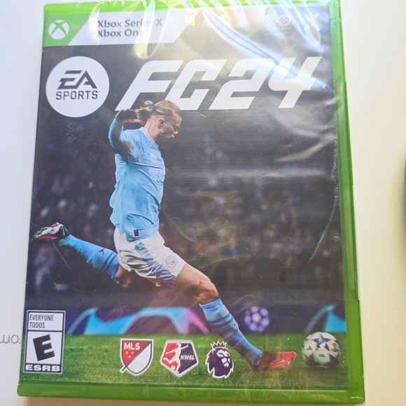 EA Sports FC24 Xbox series X Xbox OneBrand new video game 2.6 oz Get ready - Picture 3 of 4